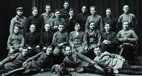 Сотрудники УР, 1923 год.